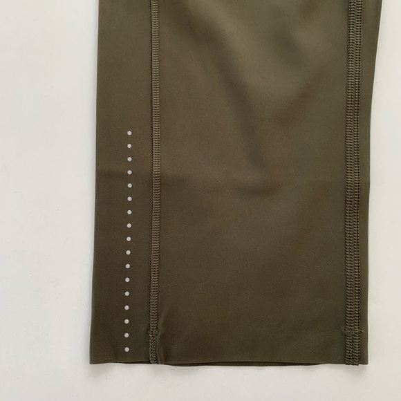 Lululemon Fast and Free HP 19” Reflective Crop - Picture 4 of 6